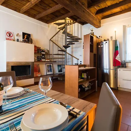 Gioia 194 Apartment *